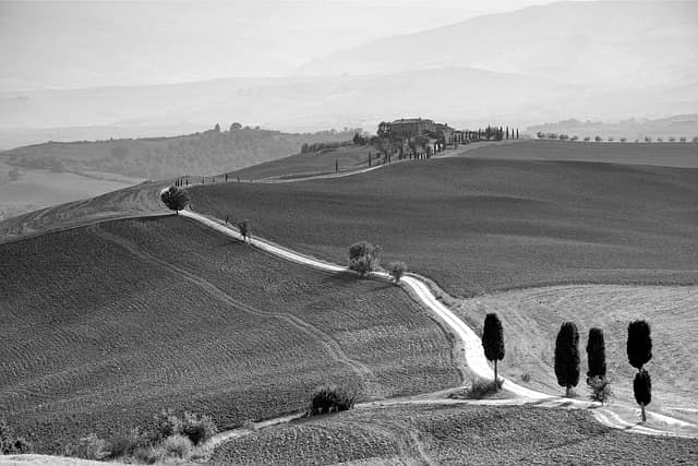 Uno sguardo sulle colline di toscana 